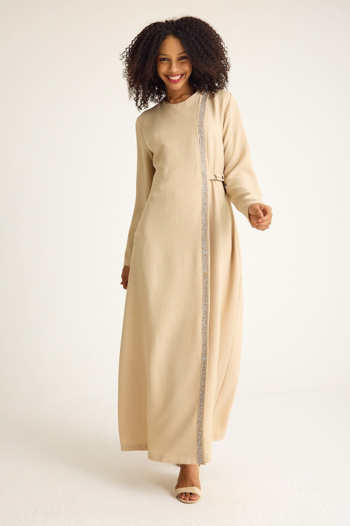 Tunikakleid Abaya Kleid mit Schmuckdetails – Modest Fashion