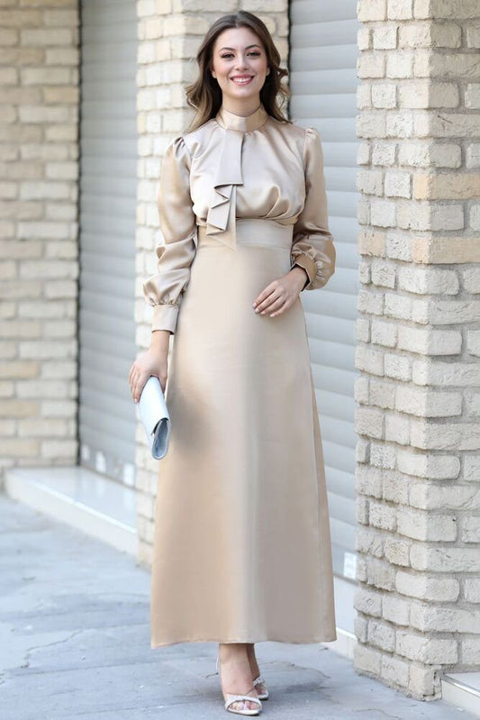 Abendkleid Elegantes langärmliges Damen Maxikleid aus Satin - Modest Fashion