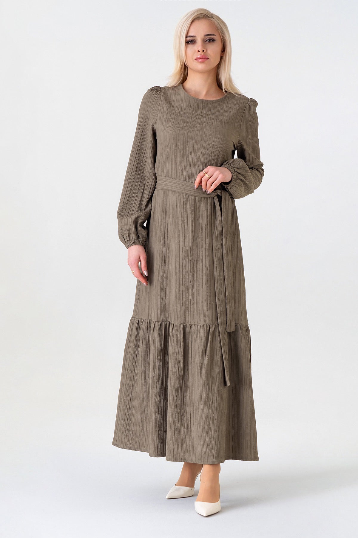 Maxikleid Damen Crinkle Kleid mit Gürtel, Ballonärmel, 140 cm, Gr. 36–46