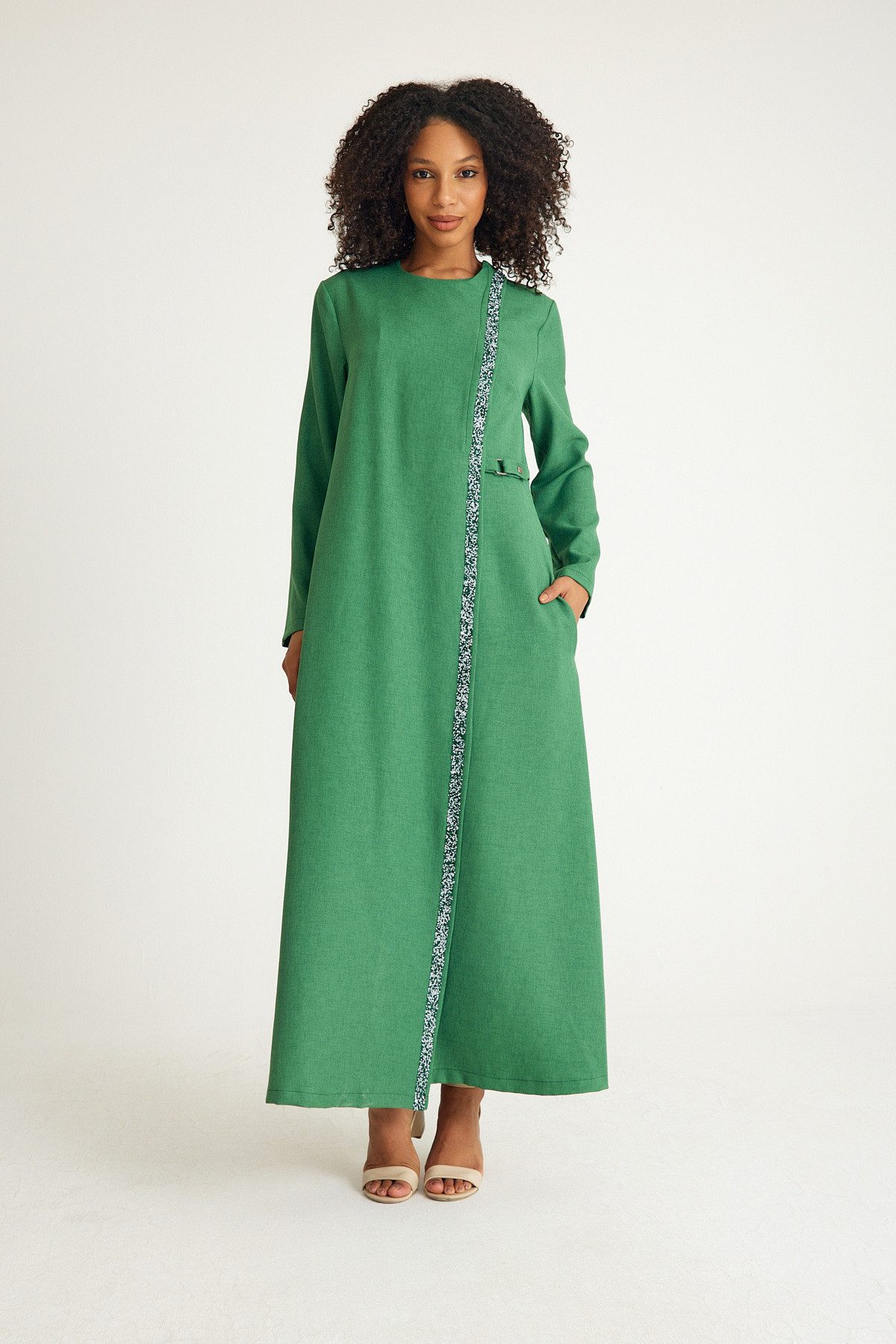 Tunikakleid Abaya Kleid mit Schmuckdetails – Modest Fashion
