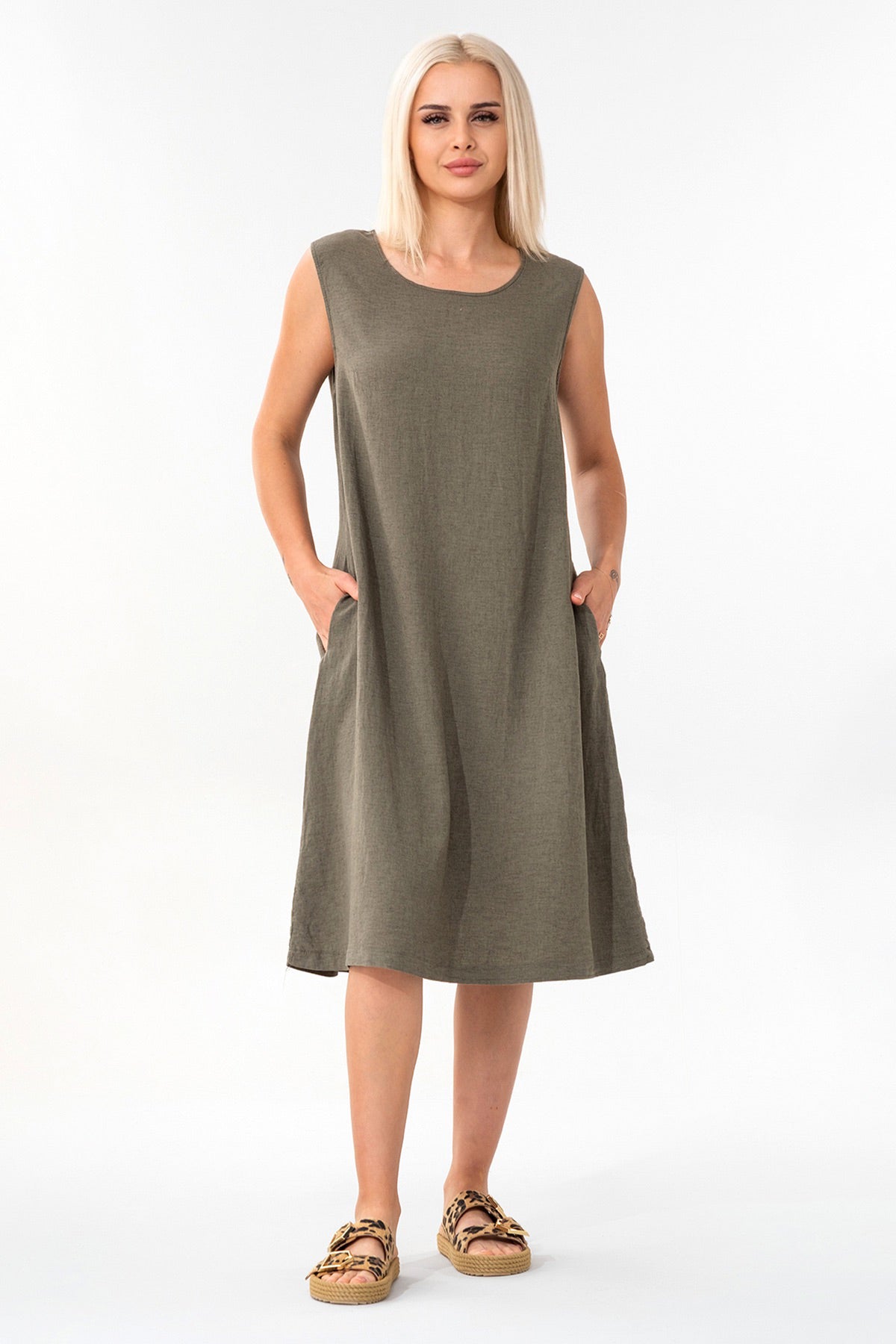 Sommerkleid  aus Leinenmix mit Taschen, Strandkleid ärmellos, locker geschnitten